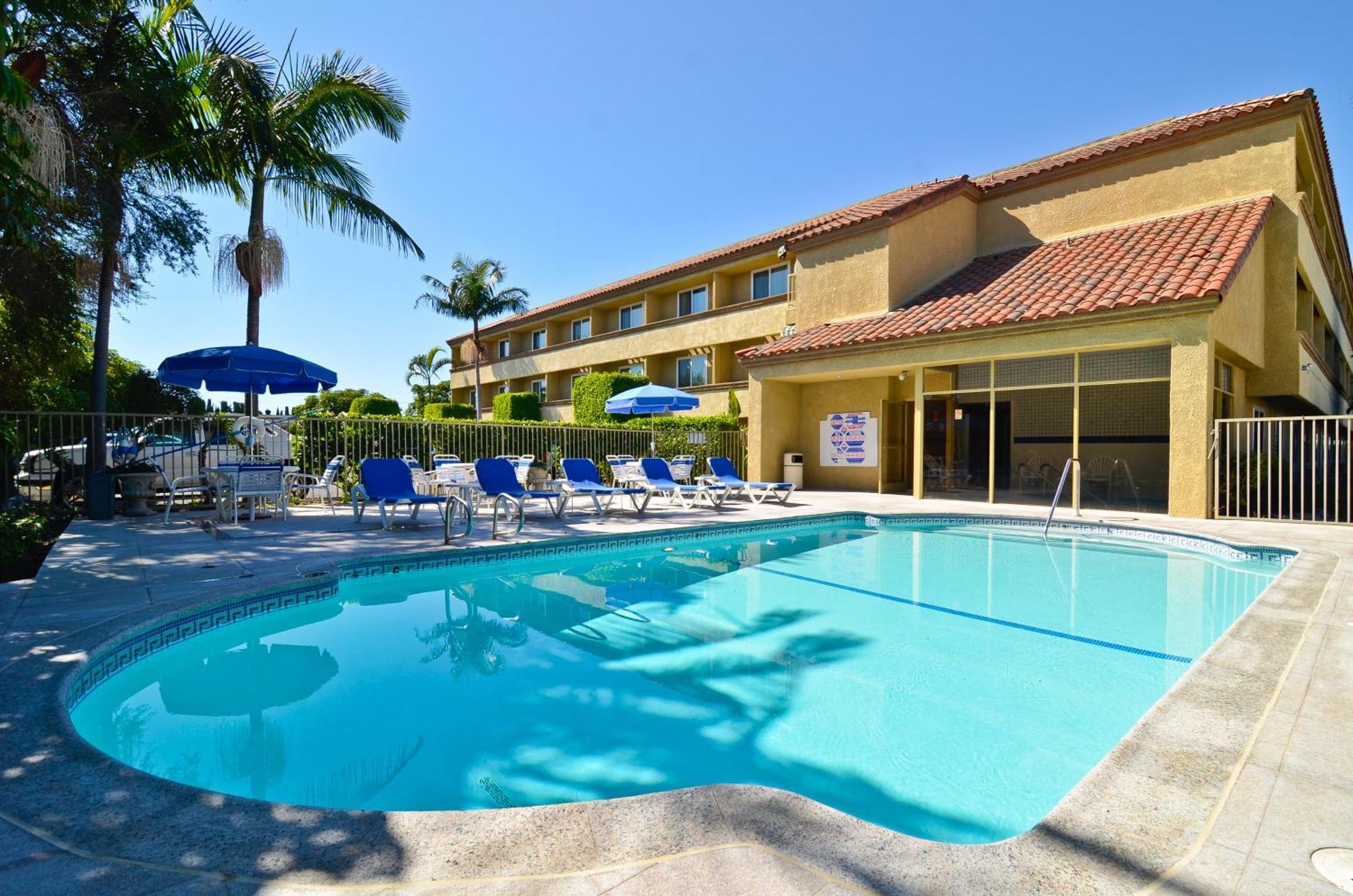 Best Western Plus Newport Mesa Inn Коста Меса Экстерьер фото