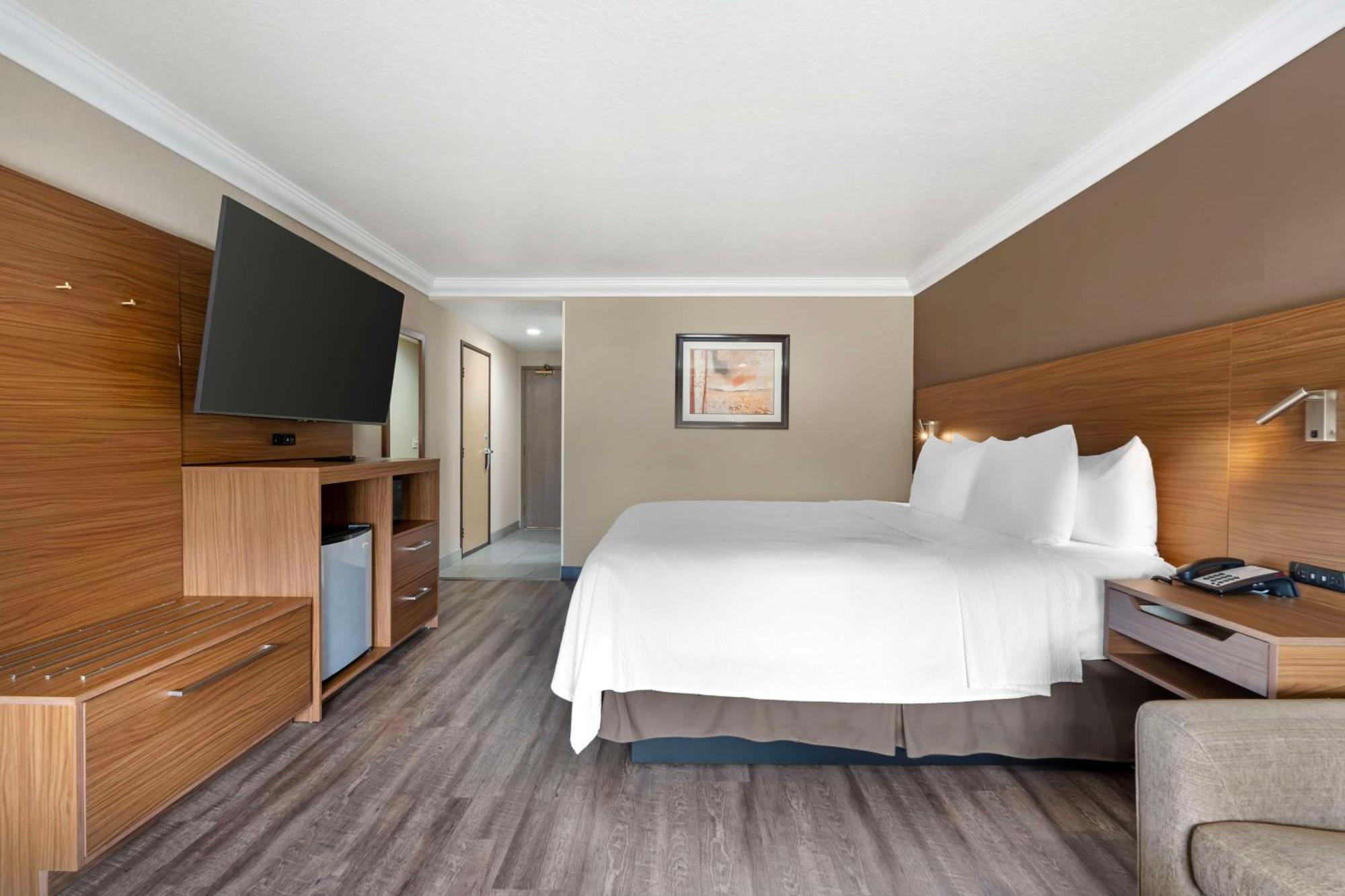 Best Western Plus Newport Mesa Inn Коста Меса Экстерьер фото